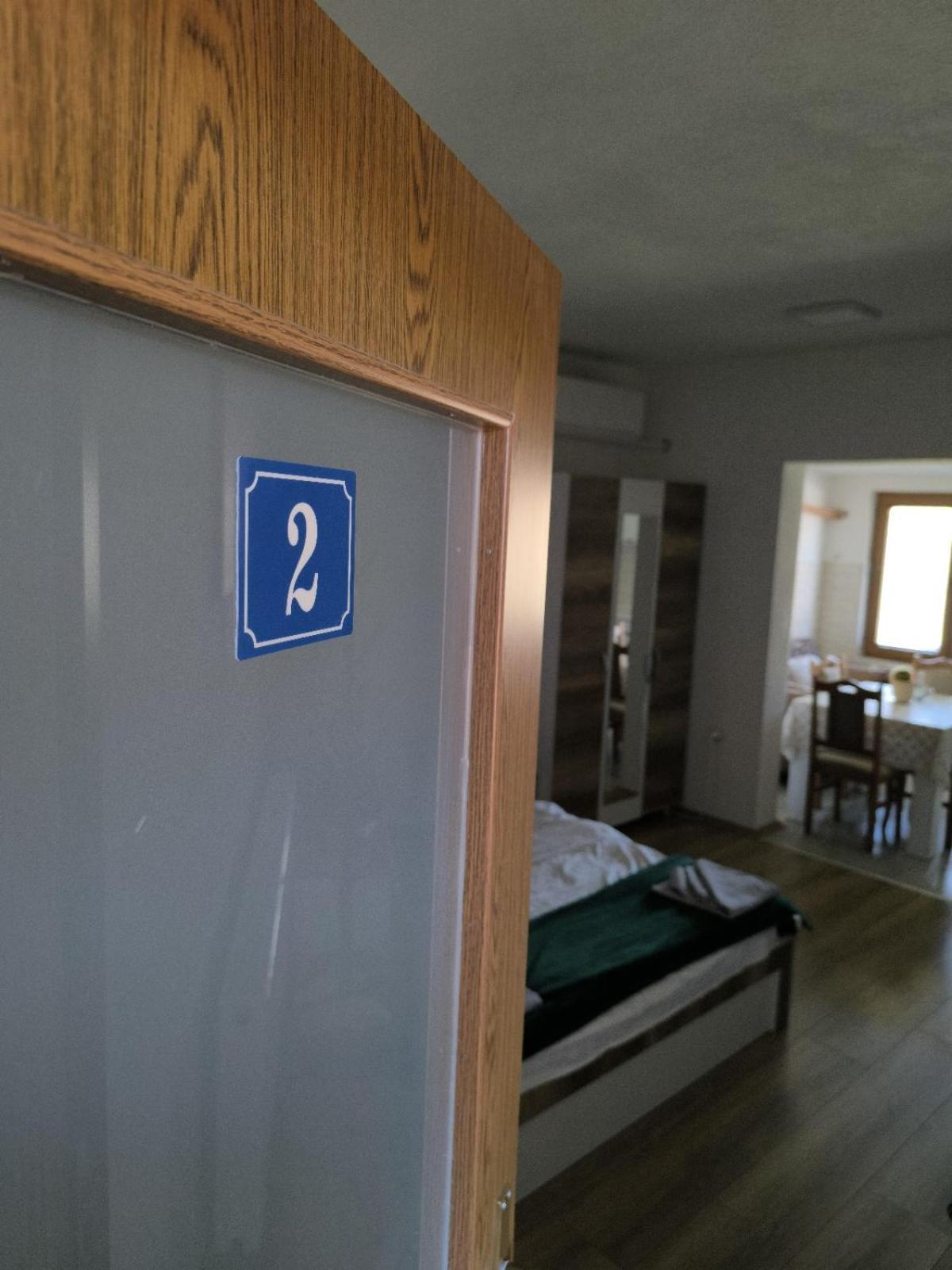 Mountain House - Brezovica Apartman Kültér fotó